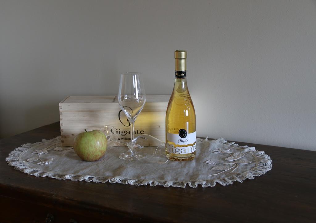 Gigante Wine&Welcome Corno di Rosazzo Exterior foto